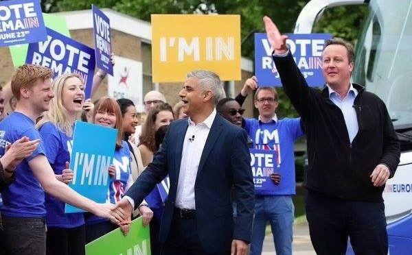 Khan photographed sharing platform with extremist
